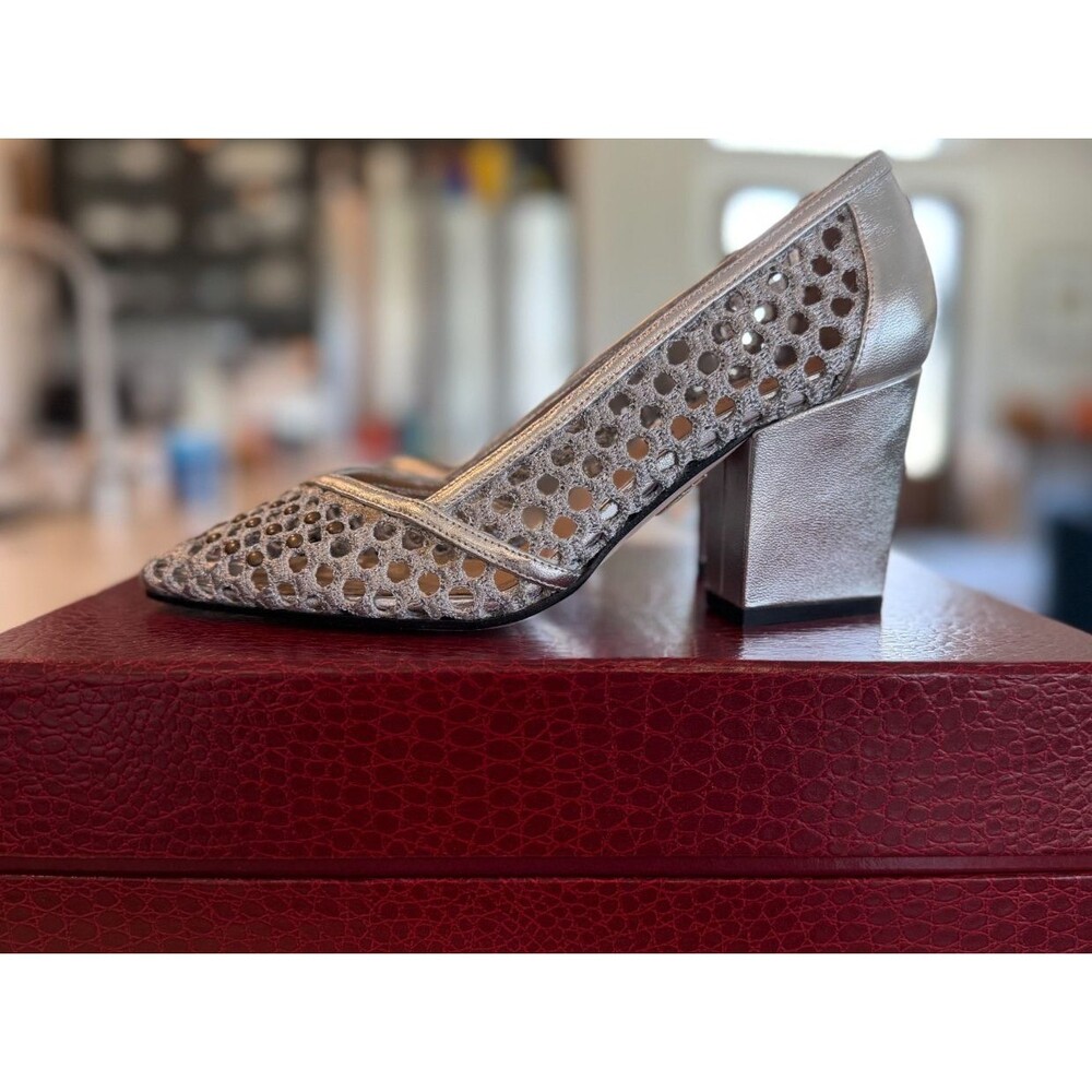 Tamara Mellon Silver Metallic Crochet Twiggy 75 Pumps – 75mm Heels size 37.5/7.5